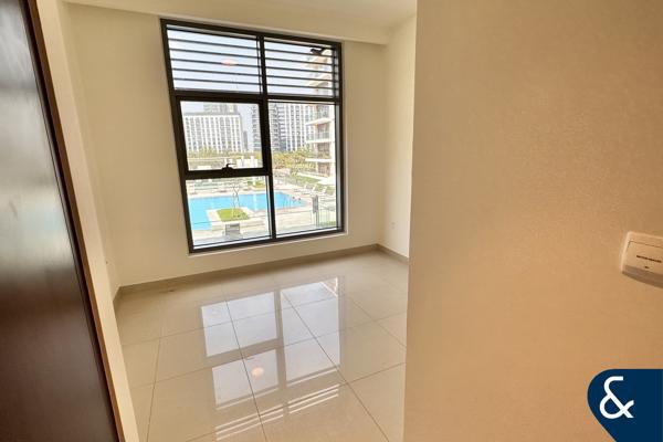 2 Bed | Pool and park View | Prime Location